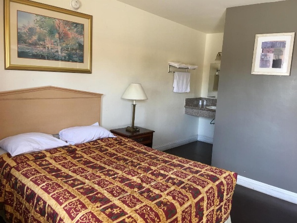 SandPiper Motel - Los Angeles image 11