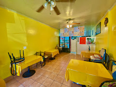 Salvadoran near SandPiper Motel - Los Angeles